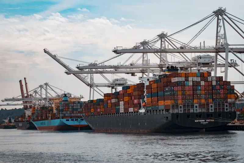 Global Freight & Port Logistics